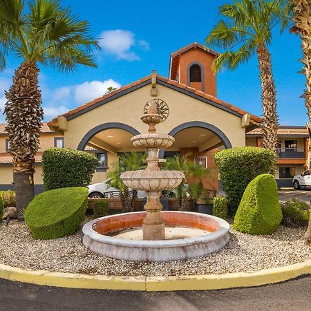Quality Inn & Suites Goodyear - Phoenix West Экстерьер фото