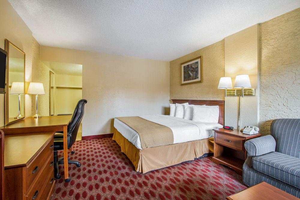 Quality Inn & Suites Goodyear - Phoenix West Экстерьер фото