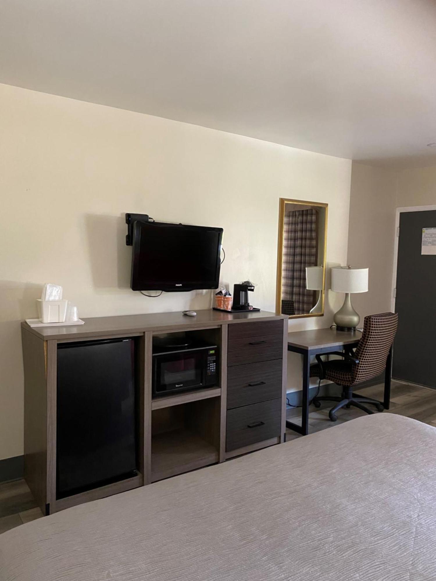 Quality Inn & Suites Goodyear - Phoenix West Экстерьер фото